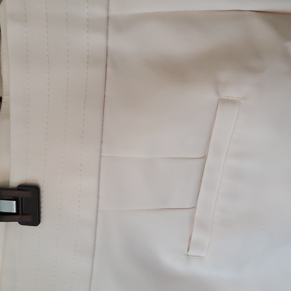 NWOT loft high waist cream shorts - Picture 5 of 8